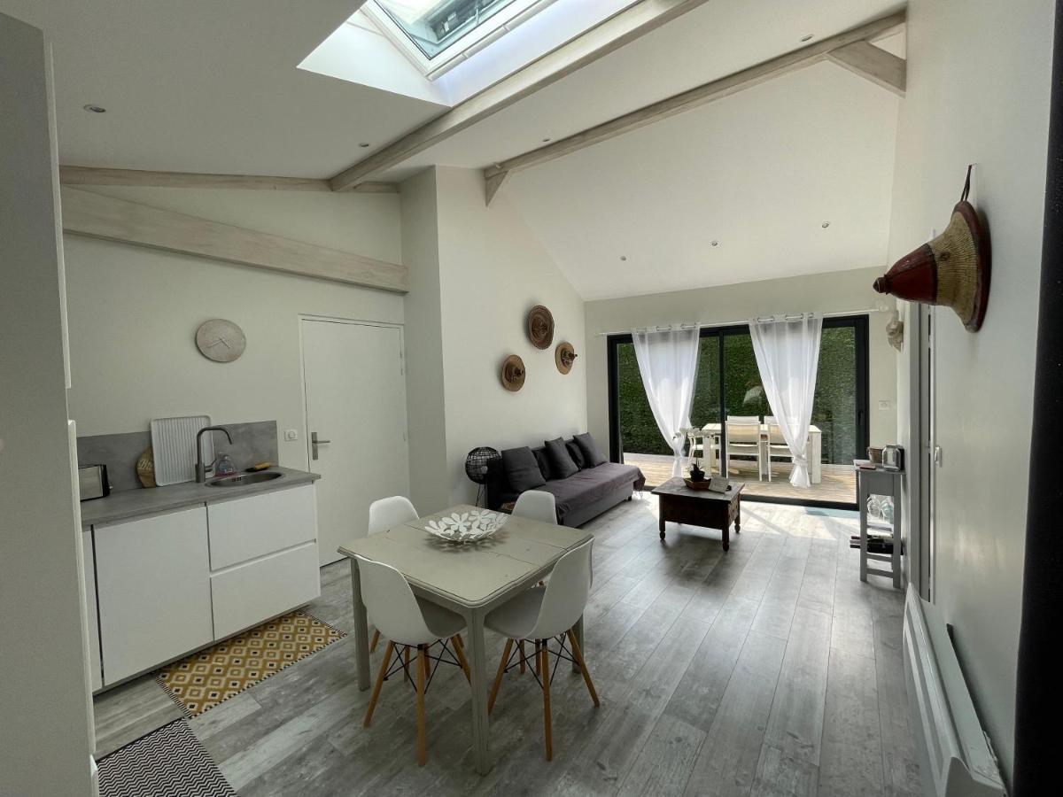 Guesthouse Proche Bordeaux Езин Екстериор снимка