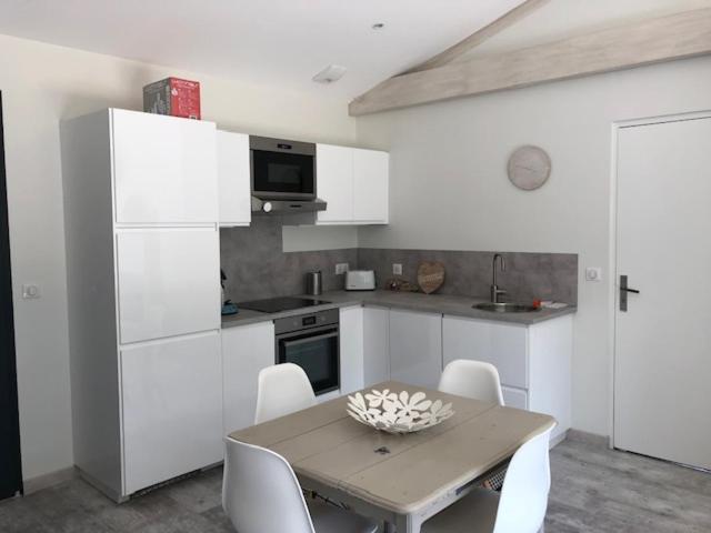 Guesthouse Proche Bordeaux Езин Екстериор снимка